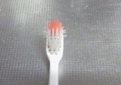 お湯につけた後の歯ブラシ比較