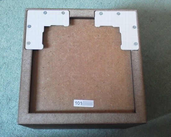 無印良品の 壁に付けられる家具 設置のコツ ピンの跡 穴 の大きさ 数は ひたすら節約ブログ 貯金につながる節約術