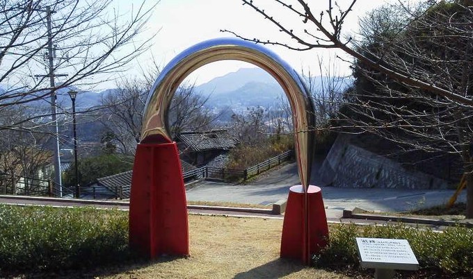 恋人の広場オブジェ-尾道千光寺公園